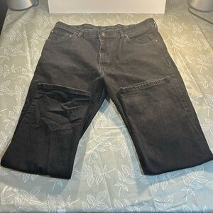 Men’s Relaxed Fit Wrangler Jeans.